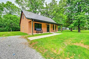 Near Mammoth Cave: Family-friendly Cabin w/ Patio!