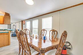 13 Mi to Okc: Edmond Home w/ Pool Access!