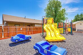 13 Mi to Okc: Edmond Home w/ Pool Access!