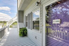 Spacious Riverfront Cottage w/ Dock in Green Pond!