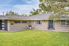 1 Mi to UO Campus - Family Home w/ Pool Table!