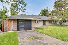 1 Mi to UO Campus - Family Home w/ Pool Table!
