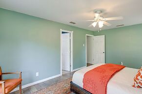 1 Mi to Lake Whitney: Morgan Home w/ Deck!