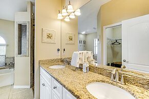 Near Golf & Beaches: Luxe Home in Rotonda West!