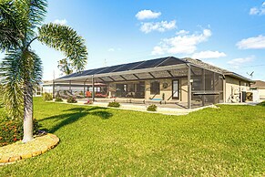 Near Golf & Beaches: Luxe Home in Rotonda West!