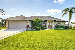 Near Golf & Beaches: Luxe Home in Rotonda West!