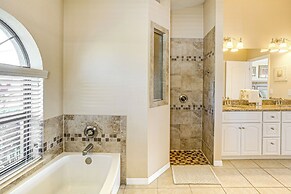 Near Golf & Beaches: Luxe Home in Rotonda West!