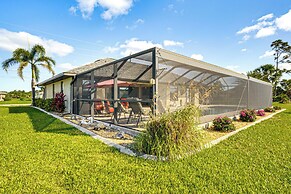 Near Golf & Beaches: Luxe Home in Rotonda West!