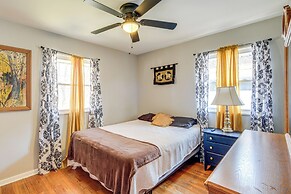 8 Mi to Dtwn Cleveland: Quiet Home w/ Fenced Yard
