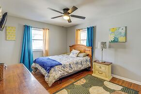 8 Mi to Dtwn Cleveland: Quiet Home w/ Fenced Yard