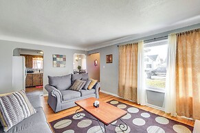 8 Mi to Dtwn Cleveland: Quiet Home w/ Fenced Yard