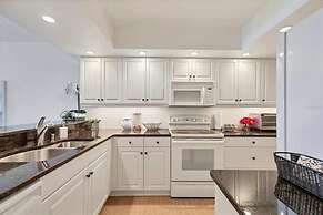 Luxury Beachfront Retreat in Longboat Key