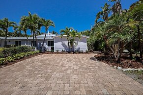 Paradise Palms 3 Bedroom Cottage