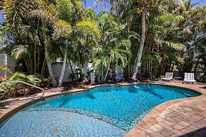 Paradise Palms 3 Bedroom Cottage