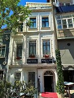 White İnn Taksim