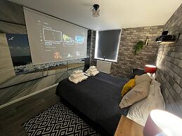 Central Brighton 1-bedroom Flat Modern & Bright Walk to Beach Sleeps 2