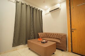 Bhopal Inn by Ten On Ten Stays