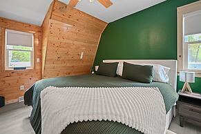 Sand Bar Resort in Suring
