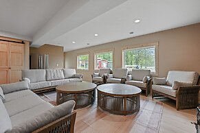 Sand Bar Resort in Suring