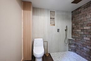 Sand Bar Resort in Suring