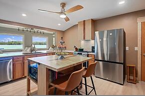 Sand Bar Resort in Suring