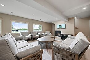 Sand Bar Resort in Suring