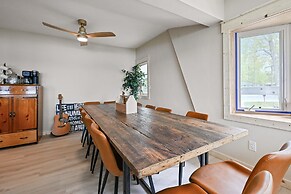 Sand Bar Resort in Suring