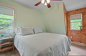 Sand Bar Resort in Suring