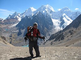 Huayhuash Hotsprings Trek net price