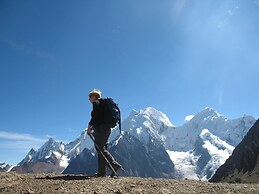 Huayhuash Hotsprings Trek net price
