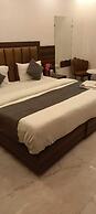 Hotel Delhi Empire dx