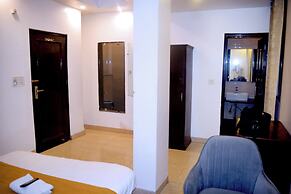 Hotel Delhi Empire dx