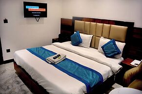 Hotel Delhi Empire dx