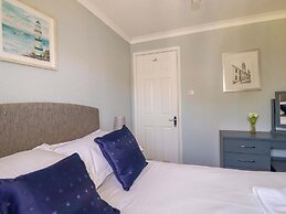 Lodge 9- Lamorna