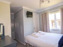 Lodge 9- Lamorna