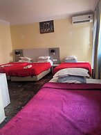 Hotel Tazi-Traditional Riad