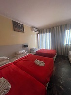 Hotel Tazi-Traditional Riad