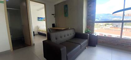 Mingle with the beautiful Paisas