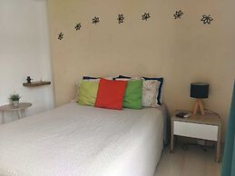 Lovely one bedroom condo in Laureles