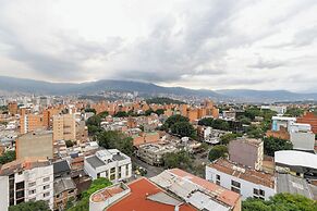 Cold AC K Fast WiFi Medellin Paradise