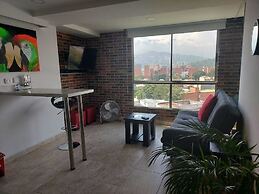 Cold AC K Fast WiFi Medellin Paradise