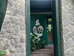 Modern-cozy 2bedrooms Plus 2bathrooms at the Swan Lake Khao Yai Nation