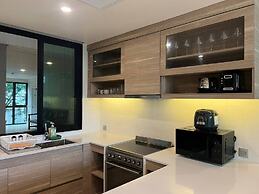 Modern-cozy 2bedrooms Plus 2bathrooms at the Swan Lake Khao Yai Nation