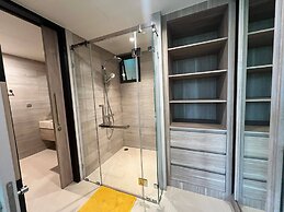 Modern-cozy 2bedrooms Plus 2bathrooms at the Swan Lake Khao Yai Nation