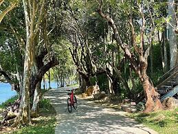 Modern-cozy 2bedrooms Plus 2bathrooms at the Swan Lake Khao Yai Nation