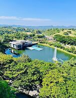 Modern-cozy 2bedrooms Plus 2bathrooms at the Swan Lake Khao Yai Nation