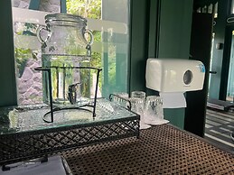 Modern-cozy 2bedrooms Plus 2bathrooms at the Swan Lake Khao Yai Nation