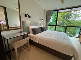 Modern-cozy 2bedrooms Plus 2bathrooms at the Swan Lake Khao Yai Nation