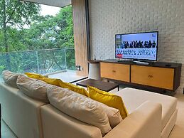 Modern-cozy 2bedrooms Plus 2bathrooms at the Swan Lake Khao Yai Nation