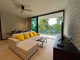 Modern-cozy 2bedrooms Plus 2bathrooms at the Swan Lake Khao Yai Nation